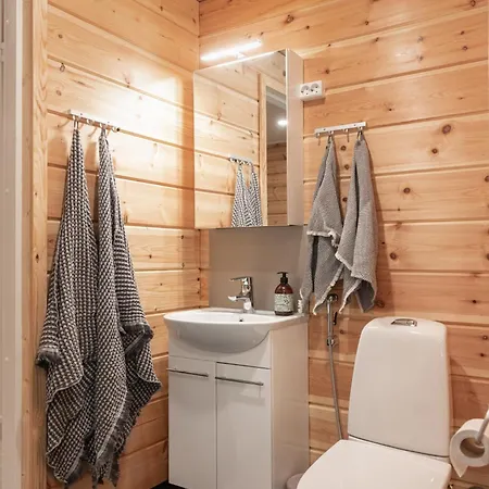 Huvilat Private 2br In With Sauna & Free Parking *